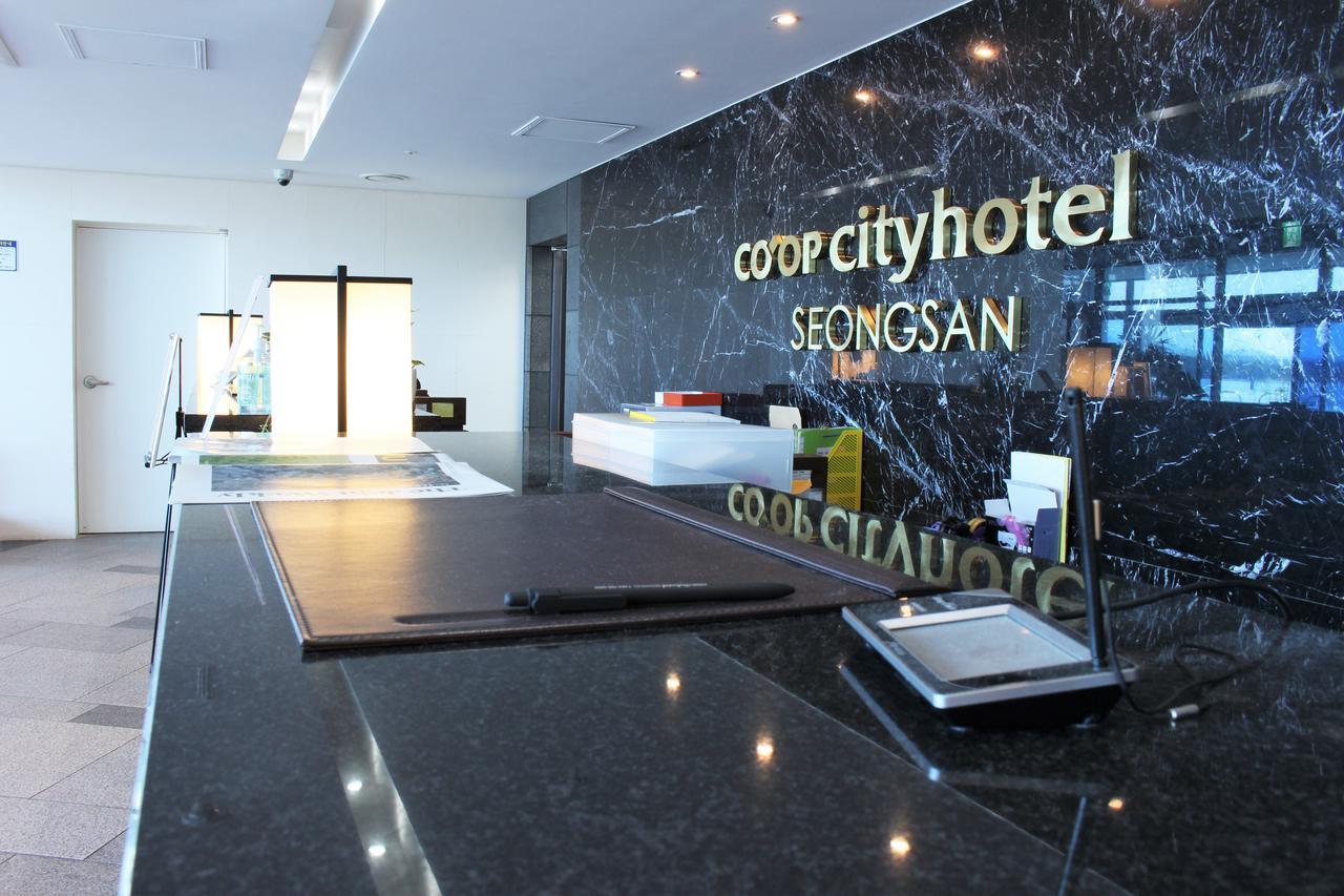 Co-Op City Hotel Seongsan Seogwipo Exterior foto